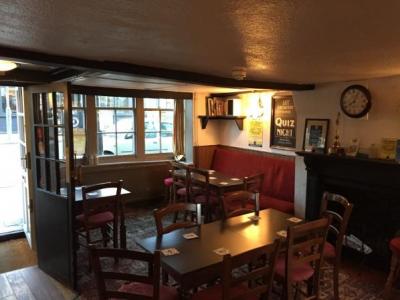 Lounge Bar
