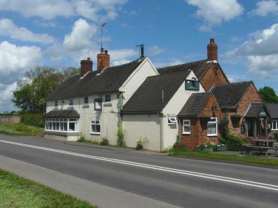 Swan Inn - Draycott-in-the-Clay