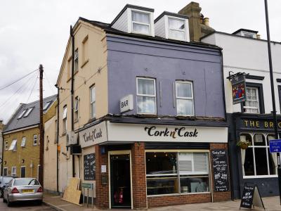 Cork n Cask