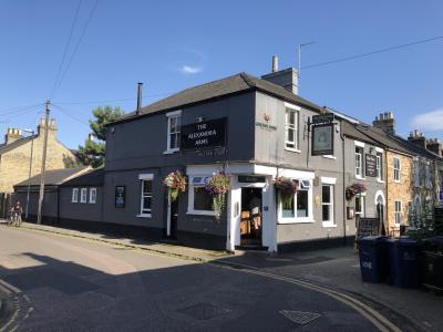 Alexandra Arms