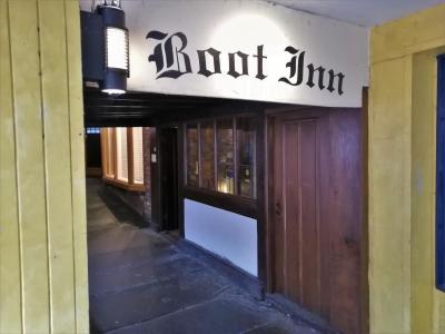 Boot Inn