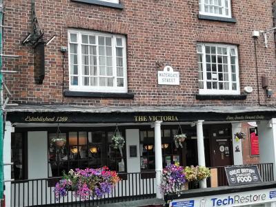 Victoria - Chester