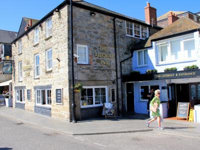 Lifeboat Inn