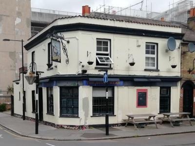 Bulls Head