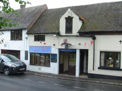 Pool Bar - Wombourne