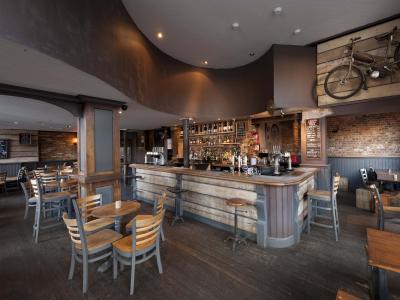 Urban Bar London E1 taken 17 Jan 2018.