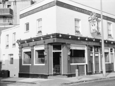 Florist London E2 taken in Sept 1988