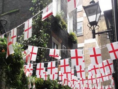 Ye Olde Mitre London EC1 taken May 2014