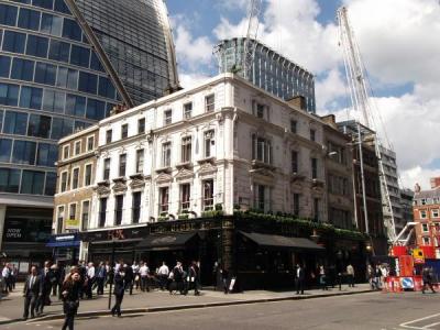 Globe London EC2 taken May 2014