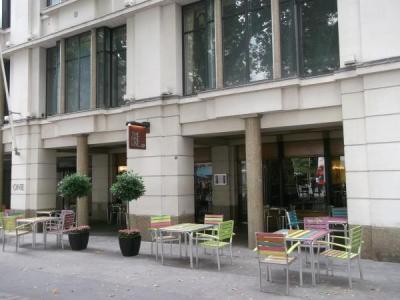 Fine Line London EC4 taken August 2015