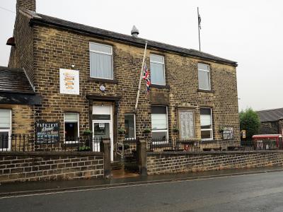Greetland Social Club - HALIFAX