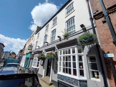 Groves Inn