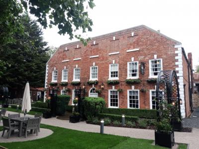 Knaresborough Inn