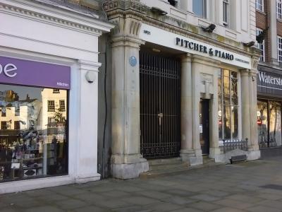 Pitcher & Piano - Hitchin