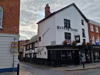 Queens Arms