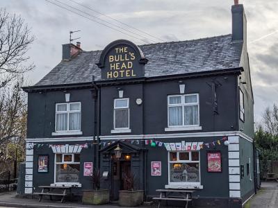 Bulls Head - High Lane