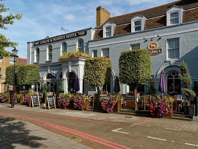 Coach & Horses Hotel