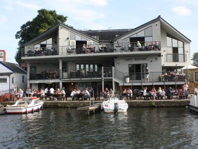 Harts Boatyard - Surbiton
