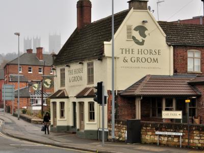 Horse & Groom