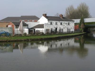 Waterside - Monton