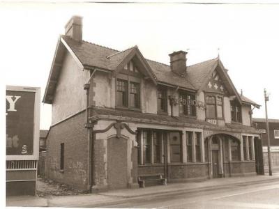 Red Lion - Irlams o' th' Height
