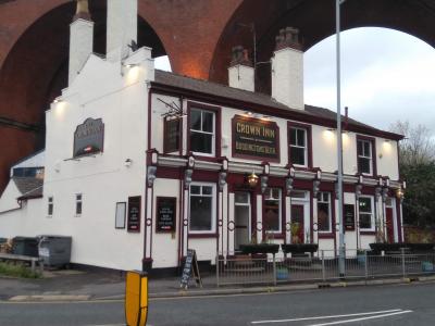 Stockport - Crown Inn 2021 11 12