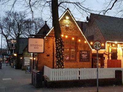 Fallowfield - Studio Bar 2020