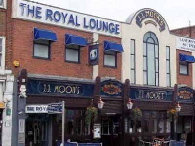 J.J. Moon's - Wembley