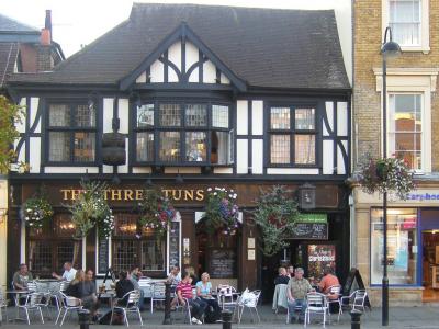 Three Tuns - Uxbridge