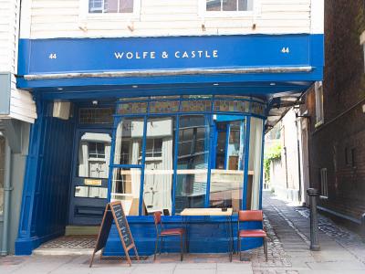 Wolfe & Castle