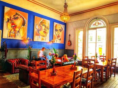 Liverpool Arts Bar - Liverpool