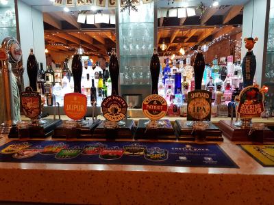 Ginger Giraffe Micro Pub & Gin Bar - Underwood