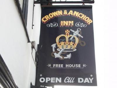 Crown & Anchor - Llanidloes