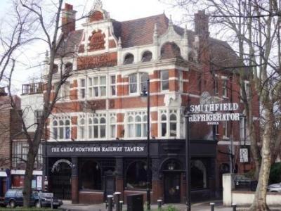 Great Northern Railway Tavern - Hornsey