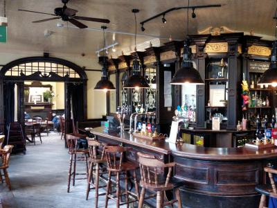 Shaftesbury Tavern - London