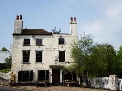 Spaniards Inn
