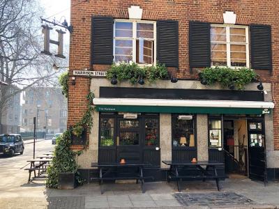 Harrison Pub & Hotel