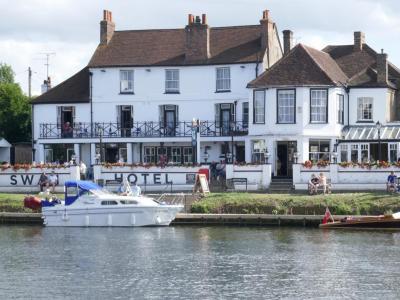 Swan Hotel - Staines-upon-Thames