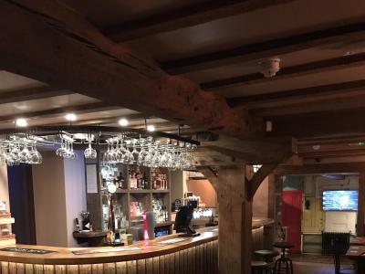 Bulls Head - Alton