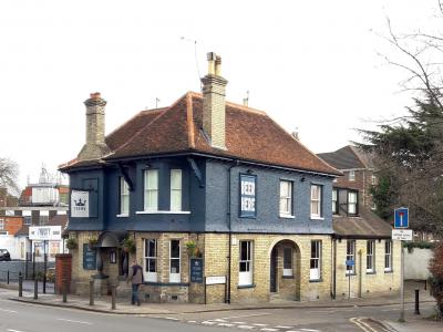 Crown - Caversham