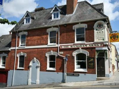 Wyndham Arms