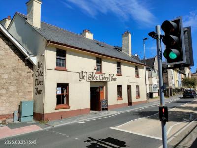 Olde Cider Bar