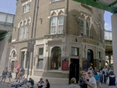 Globe - London