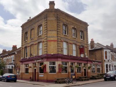 Gowlett SE15 - Peckham