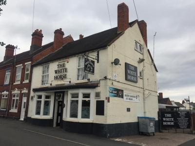 White Horse Inn - Quarry Bank