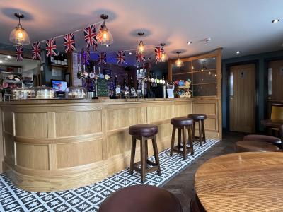 Kingsbridge Bar - Wollaston
