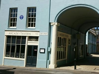 Arcade Street Tavern