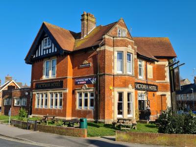 Victoria Hotel