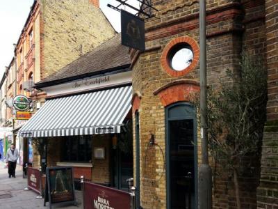 The Earlsfield, Garratt Lane SW18