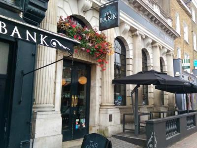 Bank Northcote Road SW11 - external